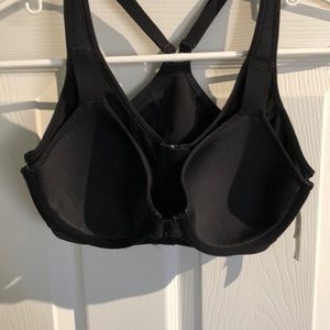 Sous-vêtements, soutiens-gorge et lingerie à Southland | Victoria's Secret et PINK